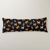 Katten op de zwarte lichaamskussen (Achterkant)