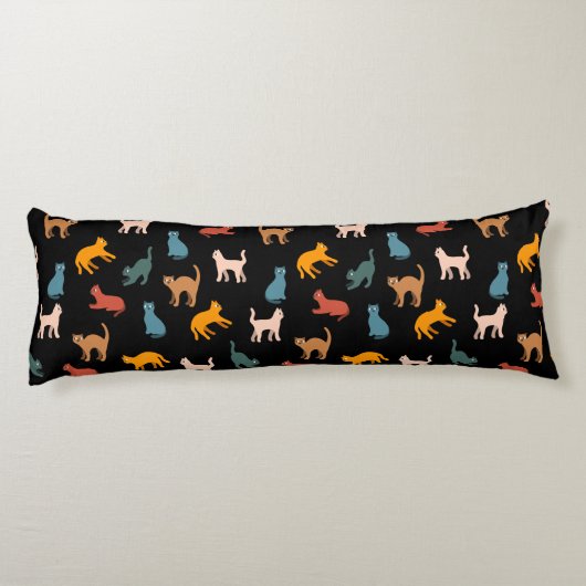 Katten op de zwarte lichaamskussen (Achterkant)