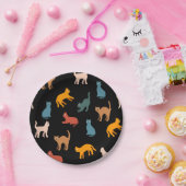 Katten op de zwarte papieren bordje (Feest)