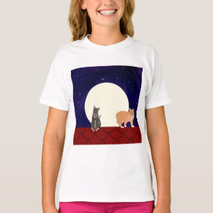 Katten op een dak op een volle maan nacht t-shirt