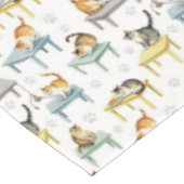 Katten op een tafel tafelkleed (Gekanteld)