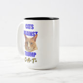 Katten tegen Trump C.A.T. Tweekleurige Koffiemok (Voorkant links)