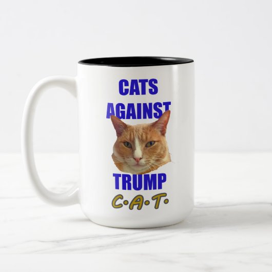 Katten tegen Trump C.A.T. Tweekleurige Koffiemok (Links)