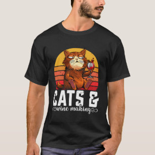 Katten Wijn Maken Kat Pap Mam Proeverij Drinker T-shirt
