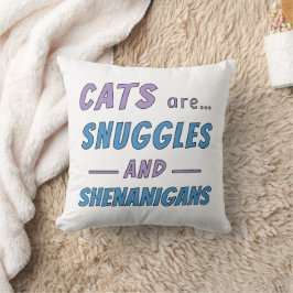Katten zijn knuffels en kattenkwaad kussen
