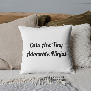 Katten zijn schattige ninjas gepersonaliseerde cit kussen