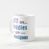 Katten zijn Snuggles en Shenanigans Koffiemok (Voorkant links)