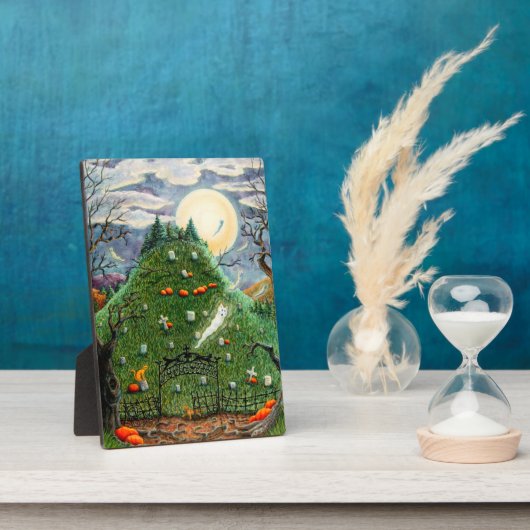 KATTENGEESTEN OP NEGEN LEVENS BEGRAAFPLAATS, GRIEZ FOTOPLAAT (Zijkant)