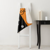 Kattenkant, Mijn kant Sinaasappel Zwart Bed Topper Sherpa Deken (In situ)