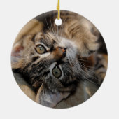 Kattenpootafdruk Kerstmis Rood Sneeuwvlokje Sterre Keramisch Ornament (Achterkant)