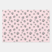 Kattenpoten op roze, staven en vlakken inpakpapier vel (Voorkant 2)