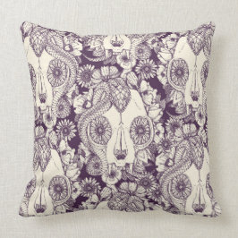 kattenschedel paars kussen