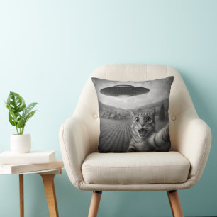 Kattenselfie met buitenaardse UFO grappige katteng Kussen