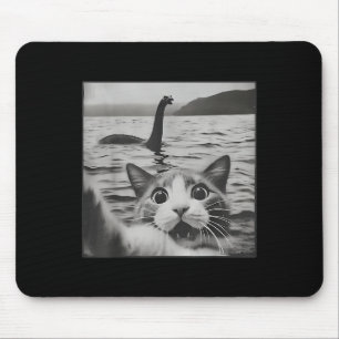 Kattenselfie met Loch Ness Monster Funny Cats Mann Muismat