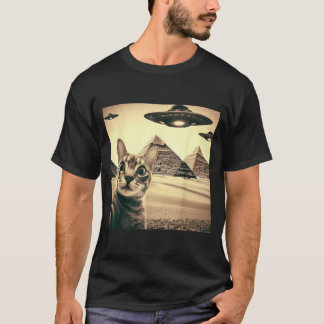 Kattenzelfie met Alien Ufo Grappige Kattencadeaus T-shirt