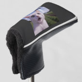 Kattenzelfie met buitenaardse UFO Golfheadcover (3/4 voorkant)