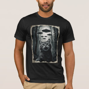 Kattenzelfie UFO-ontvoering: katachtige buitenaard T-shirt