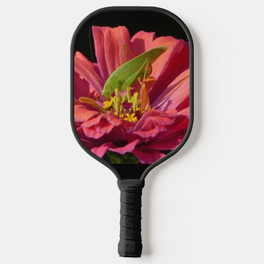 Katydid op Zinnia Pickleball Paddle (Achterkant)