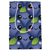 Kawaii Blueberry Medium Gift Bag Medium Cadeauzakje (Voorkant)
