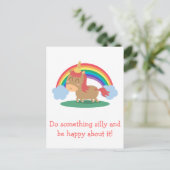Kawaii Brown Horse probeert een Unicorn te worden Briefkaart (Staand voorkant)