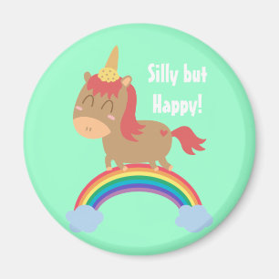 Kawaii bruine paard dat probeert een eenhoorn te z magneet