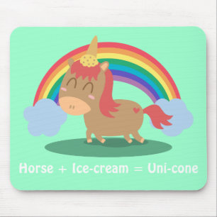 Kawaii bruine paard dat probeert een eenhoorn te z muismat