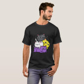 Kawaii Cat Pile Nonbinary Pride T-shirt (Voorkant volledig)