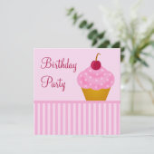 Kawaii Cherry Cupcake Birthday Party Kaart (Staand voorkant)