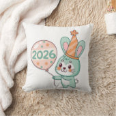 Kawaii Chibi Rabbit Mascot Holding 2026 Balloons Kussen (Deken)