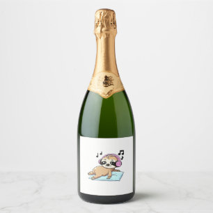 Kawaii Chibi Sloth Luisteren naar muziek � Schatti Sparkling Wijnetiket