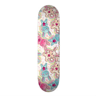 Kawaii Child Pattern met Cute Doodles Skateboard