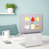 Kawaii food 04 sticker (Laptop op bureau)