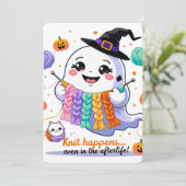 Kawaii Ghost Knitting Halloween Invitation Sticker Kaart (Staand voorkant)