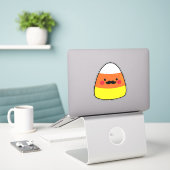 Kawaii Halloween Candy Corn met snor Sticker (Laptop op bureau)