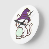 Kawaii Halloween Cat – Magisch en Schattig Spooky Ronde Klok (Hoek)