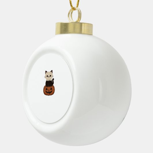 Kawaii Halloween Kat en pompoen Classic T-Shirt Keramische Bal Ornament (Rechts)