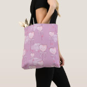 Kawaii Heart Lollipop Pattern – Pastel Paarse Tote Bag (Dichtbij)