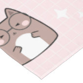 Kawaii Kat op een Roze Achtergrond Tafelkleed (Gekanteld)