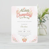 Kawaii Little Dumpling Baby Shower Uitnodiging Roz (Staand voorkant)