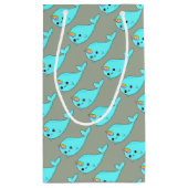 Kawaii Narwhal Klein Cadeauzakje (Achterkant)