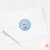 Kawaii Narwhal met snor Ronde Sticker (Envelop)