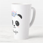 Kawaii panda koningin gepersonaliseerd latte mok (Rechterhoek)