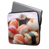 Kawaii Sushi Harmony – Laptop Sleeve by SUSHIMI (Voorkant Links)