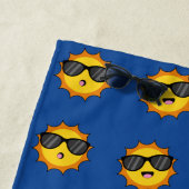 Kawaii Zon met Zonnebril Happy Emoji Faces Strandlaken (In situ)
