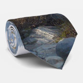 Kaweah rivier in Sequoia National Park Stropdas (Opgerold)