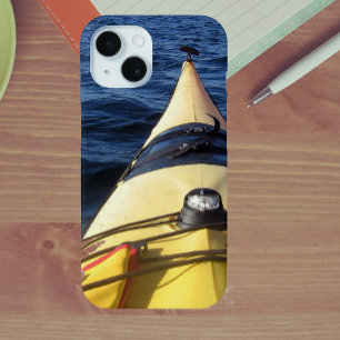 Kayak in een meer iPhone 15 case