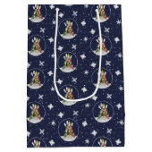 Kayak-kerstboompatroon op blauw of om het even wel medium cadeauzakje (Achterkant)