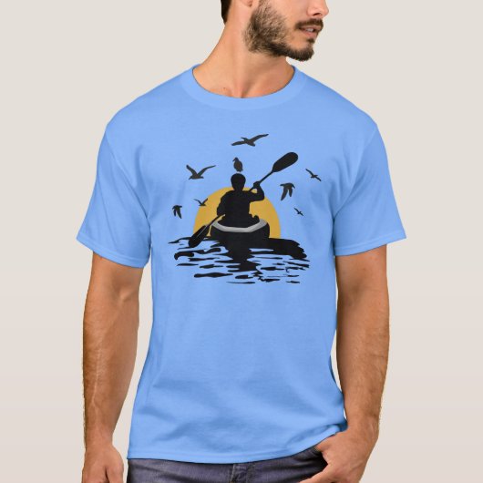 Kayaking Black and White, kajakken is mijn therapi T-shirt (Voorkant)