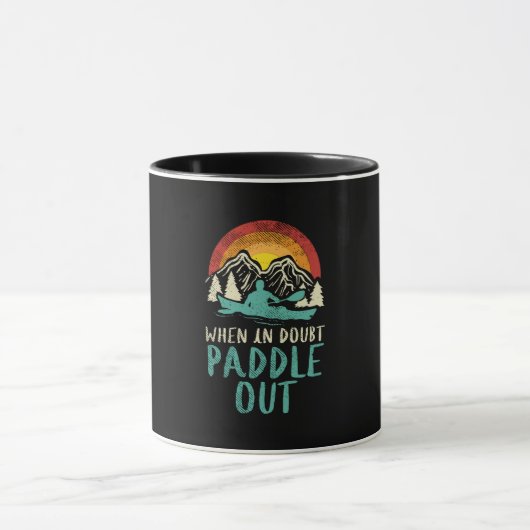 Kayaking Nature Retro Mok (Midden)