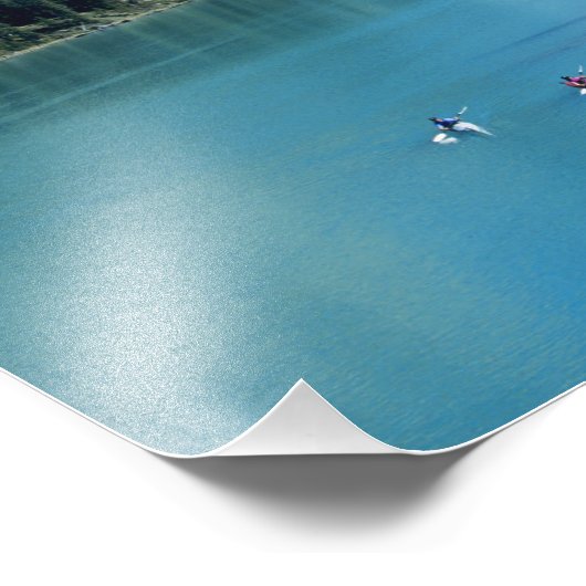 Kayaking on Maligne Lake op Spirit Island Foto Afdruk (Hoek)